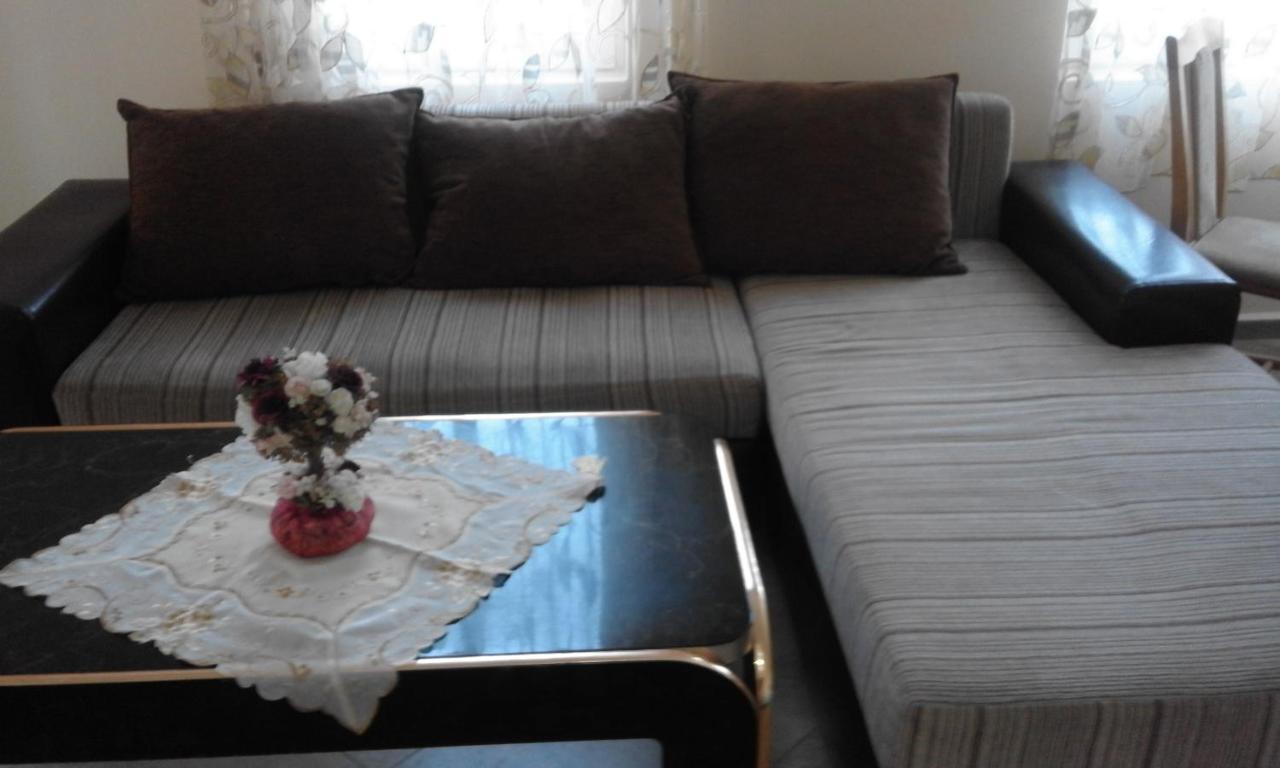 Apartments Sea Sounds Pomorie Bagian luar foto